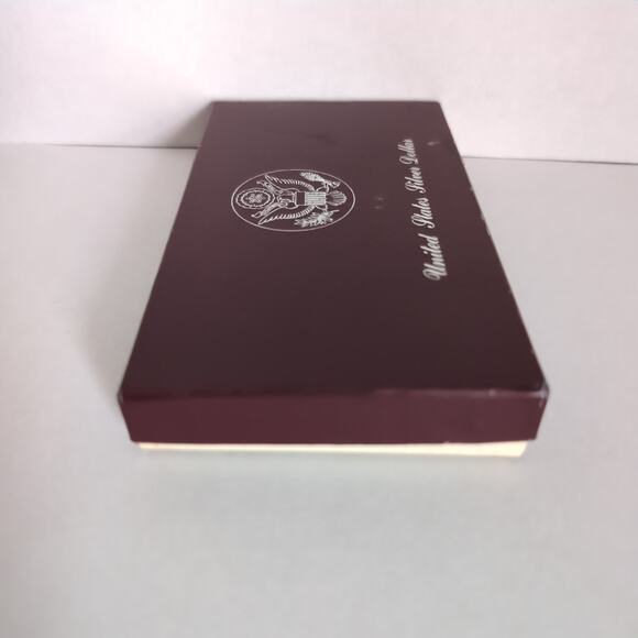 United States 1983 Olympics Los Angeles Elizabeth Jones Silver Dollar Proof Coin - Picture 8 of 8